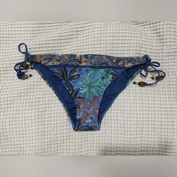 Bleu Rod Beattie By The Sea Vibrant Blue and Green with Side-Tie Details​ - Picture 3 of 5